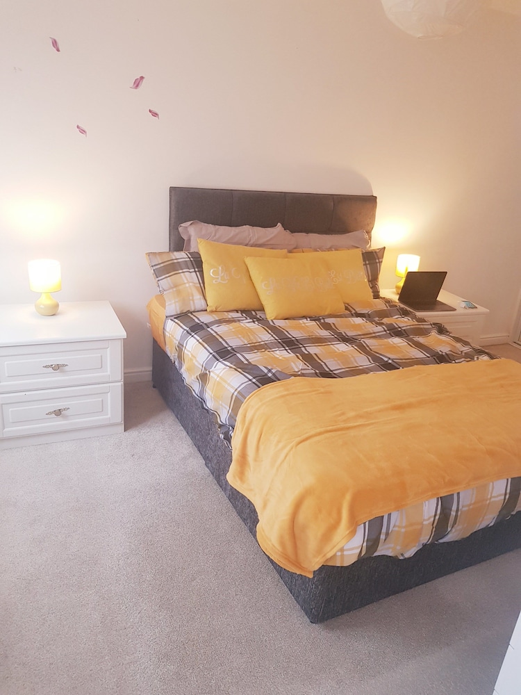 Room (Sunshine) photo 2