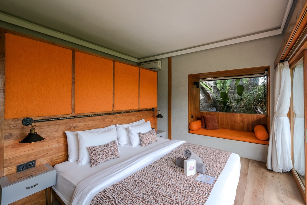 Deluxe Double Room, 1 King Bed, Sea View photo 2