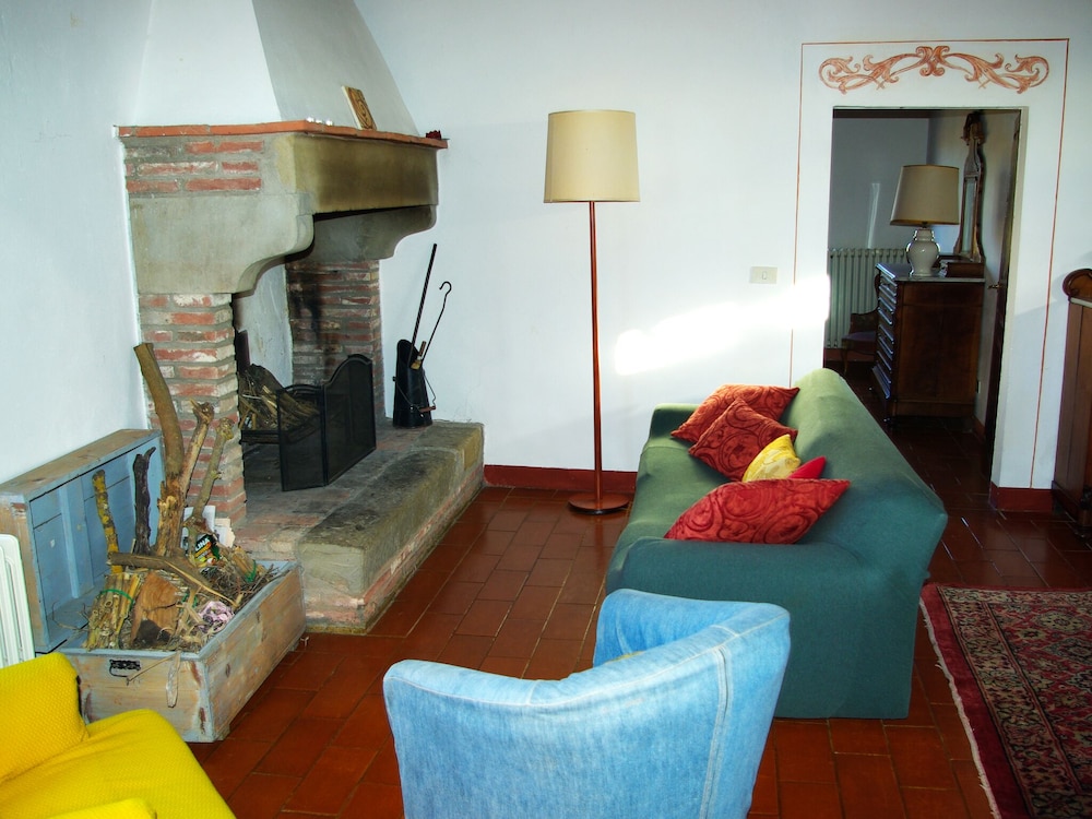 Apartment, 3 Bedrooms, Smoking, Patio photo 2