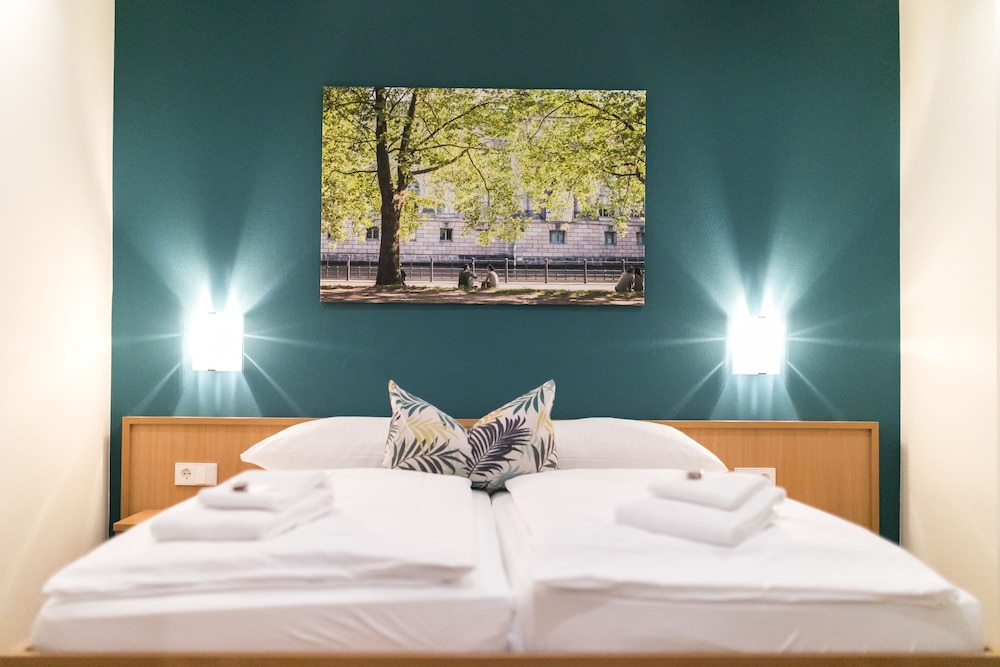 Double or Twin Room photo 1