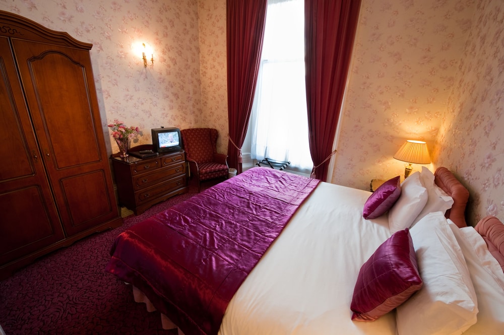 Standard Double Room - Photo 3