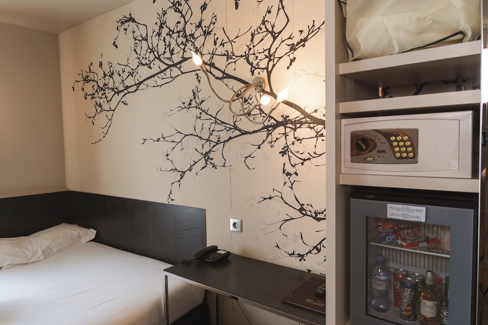 Business Room photo 3