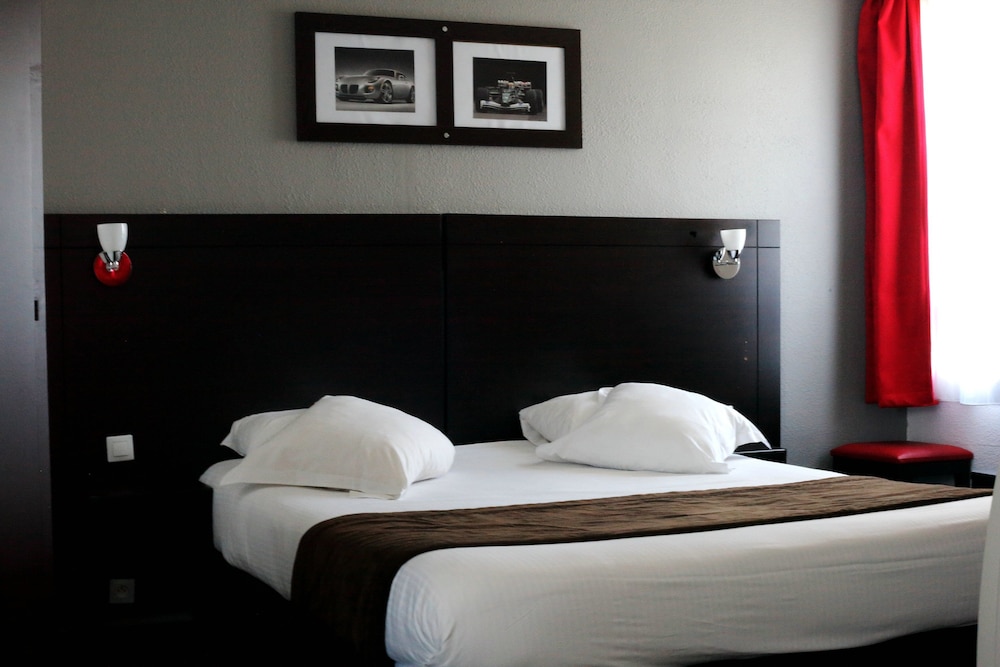 Standard Room, 1 Double Bed - Photo 4