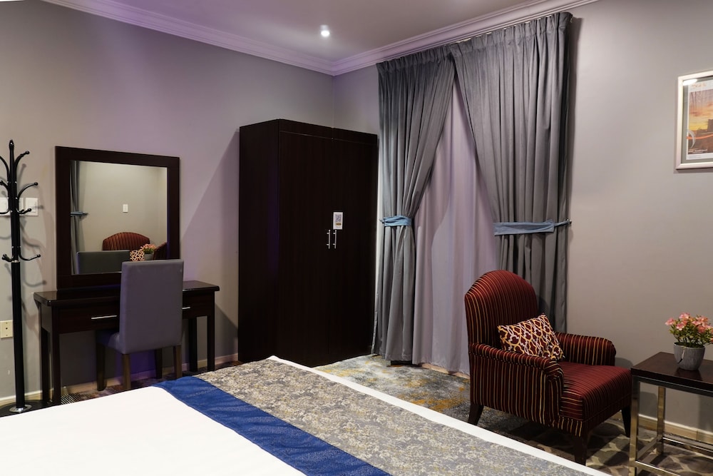Family Apartment (One-Bedroom Apartment) - Photo 12