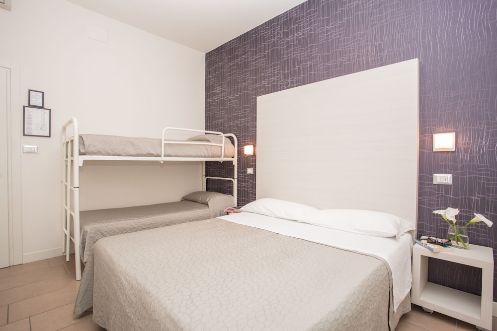 Triple Room photo 1