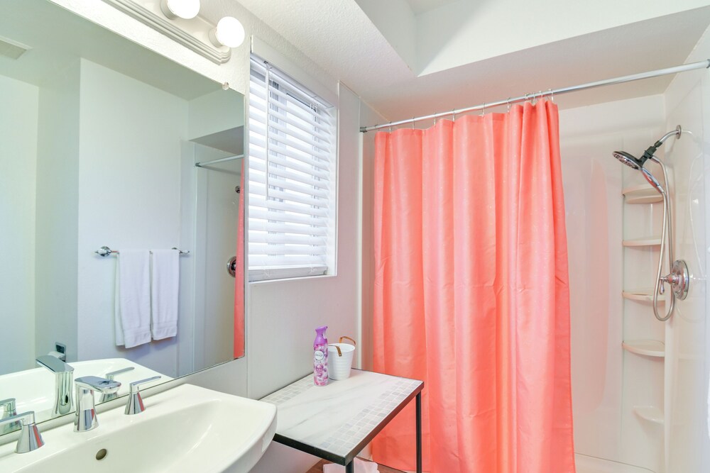 House (2 Bedrooms) photo 3