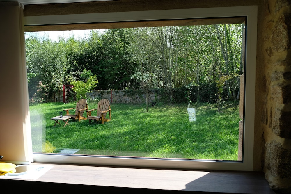 Signature Suite, Private Bathroom, Park View - Photo 4