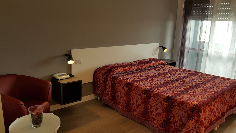 Comfort Room photo 2