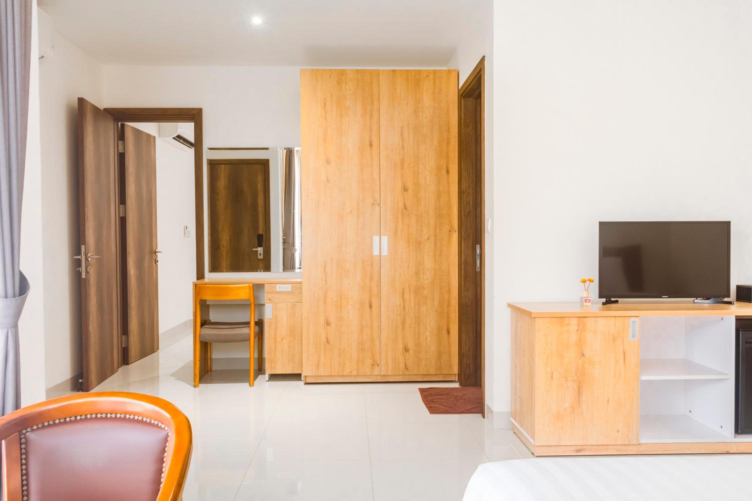 Villa Family Connecting Room - 1 Double and 2 Single Beds Garden View photo 2