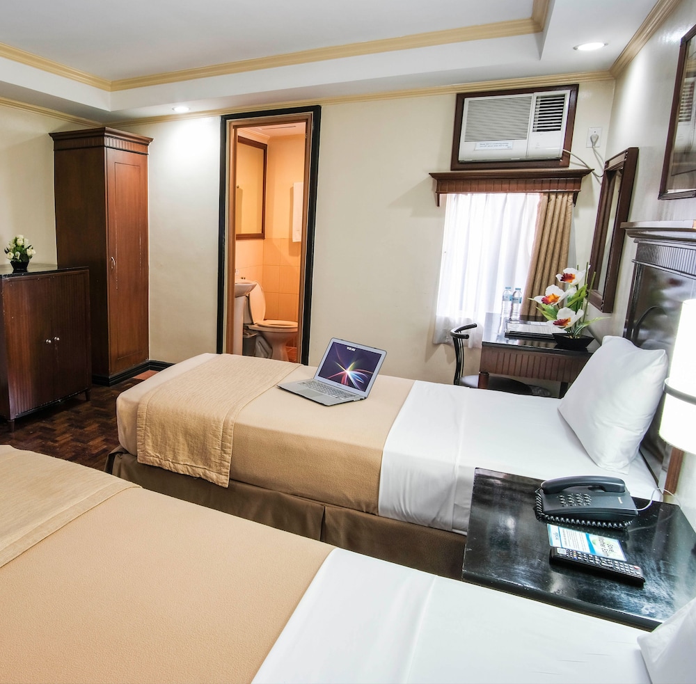 Deluxe Twin Room - Photo 7