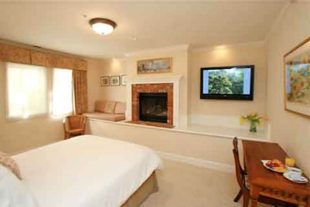 The Sycamore Room