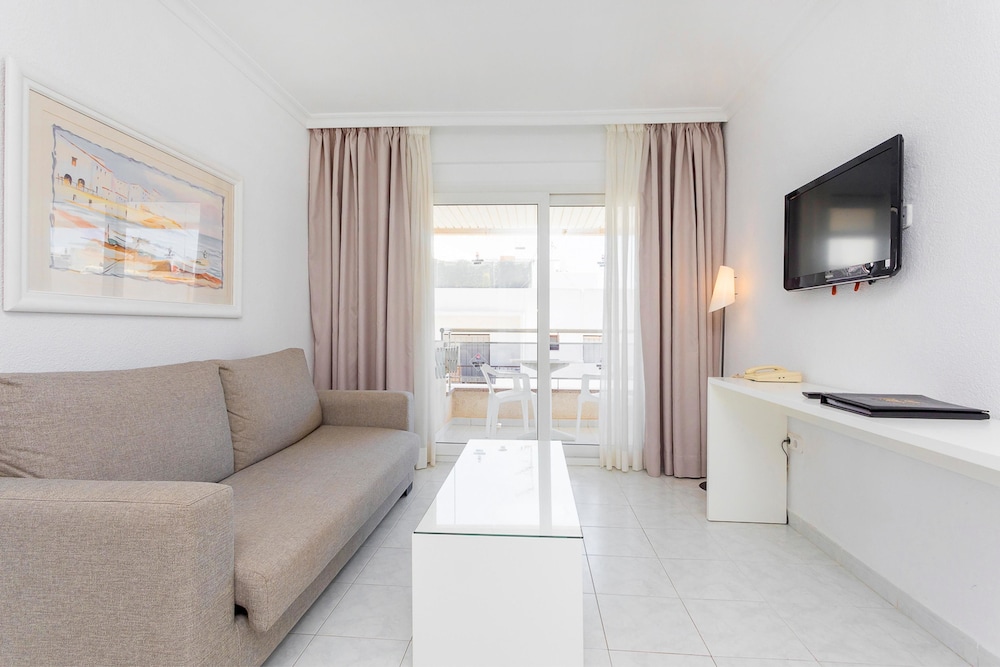 Superior Apartment, 1 Bedroom, Balcony, Partial Sea View