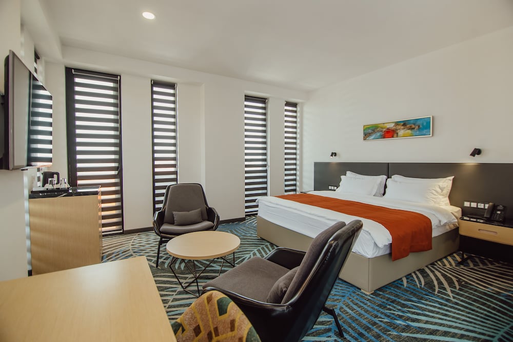 Executive Room photo 2