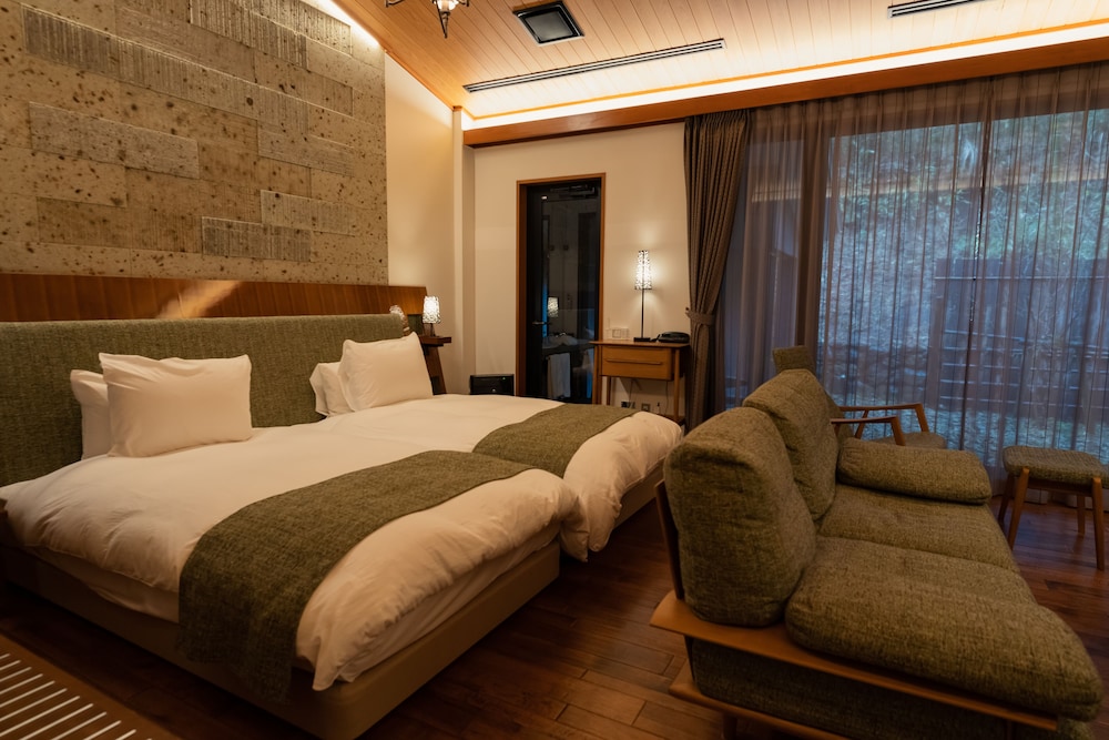 Deluxe Studio Suite, 1 Bedroom, Non Smoking, Annex Building photo 1