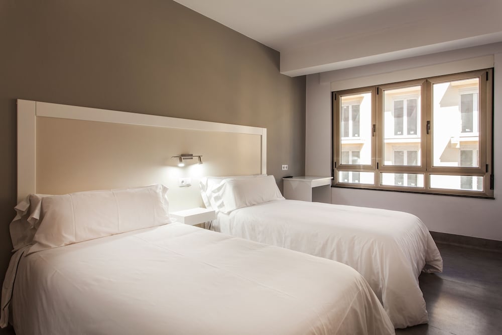 Basic Double or Twin Room photo 2