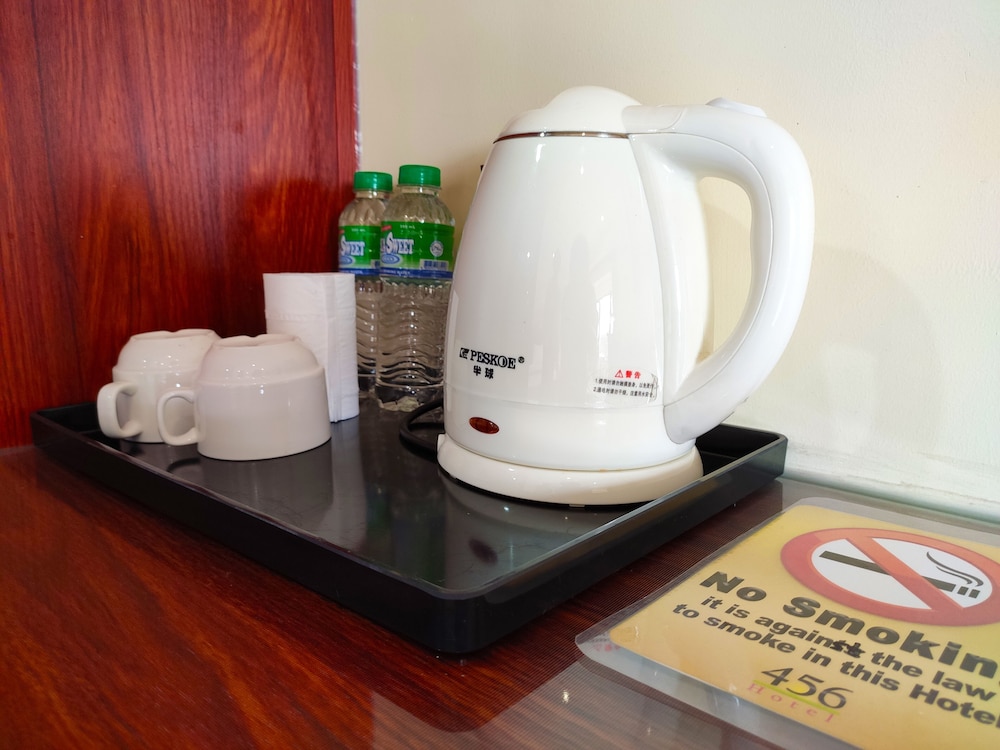 Basic Double or Twin Room, 2 Double Beds, Non Smoking, City View - Photo 5
