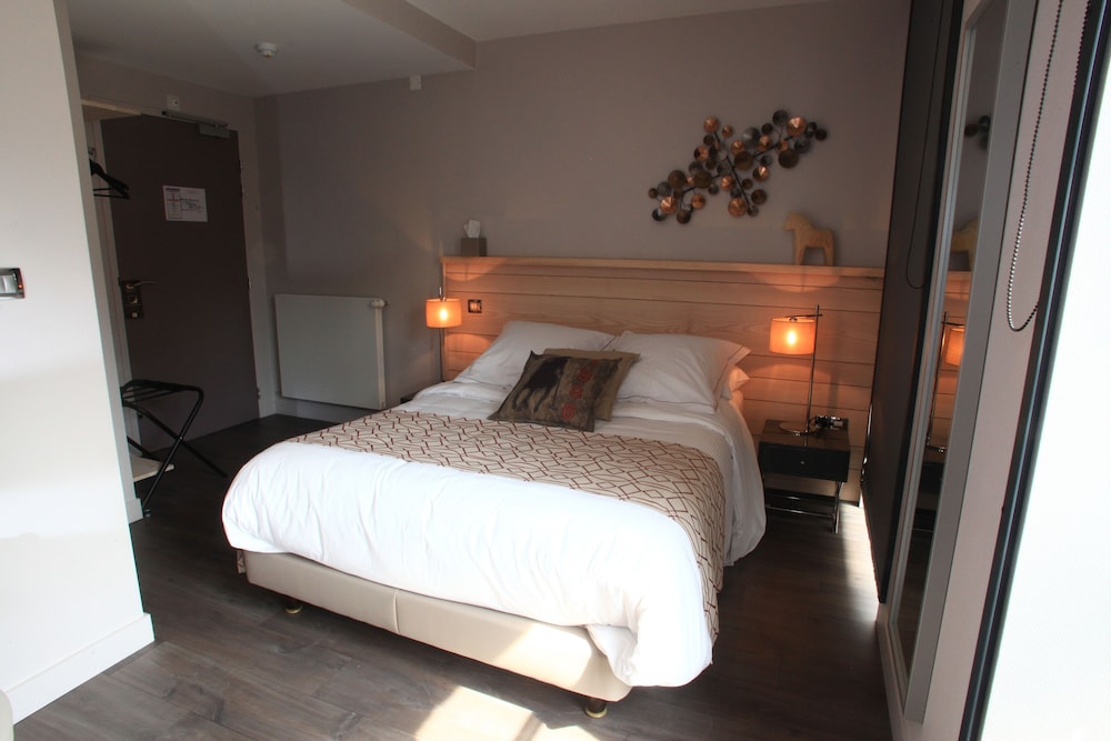 Standard Double Room photo 3