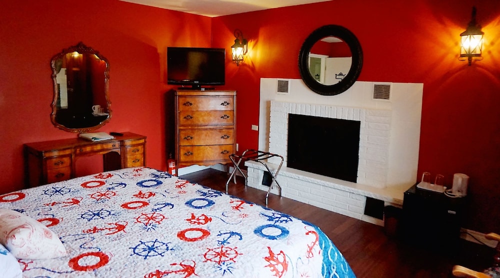 Design Room, 1 King Bed photo 3