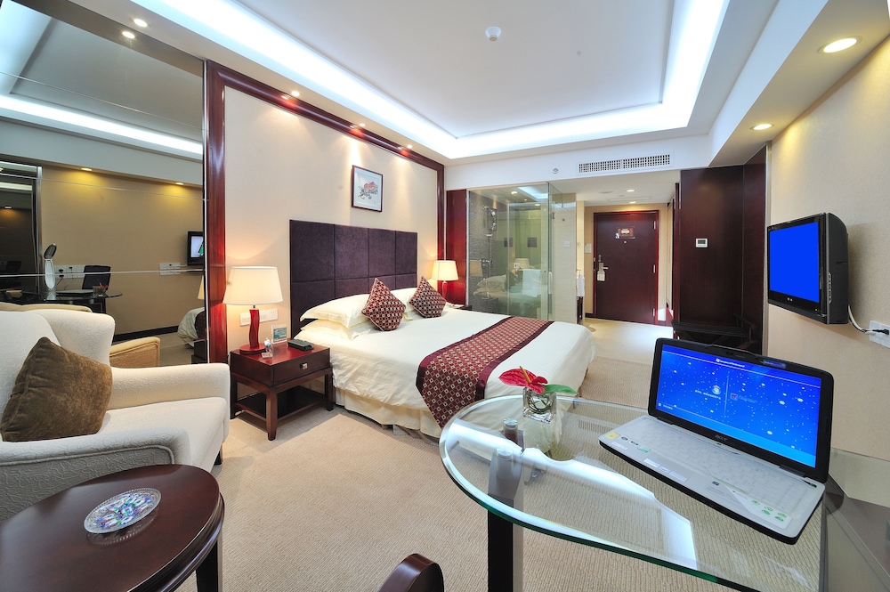 Executive Room, 1 King Bed - Photo 1