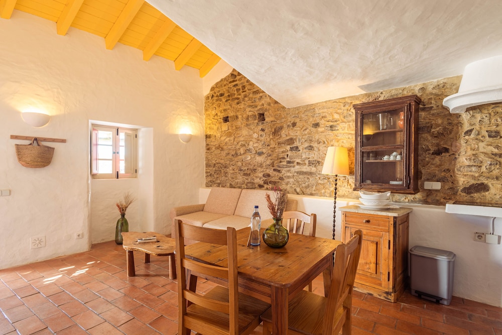 Cottage, 1 Bedroom, Courtyard Area photo 1