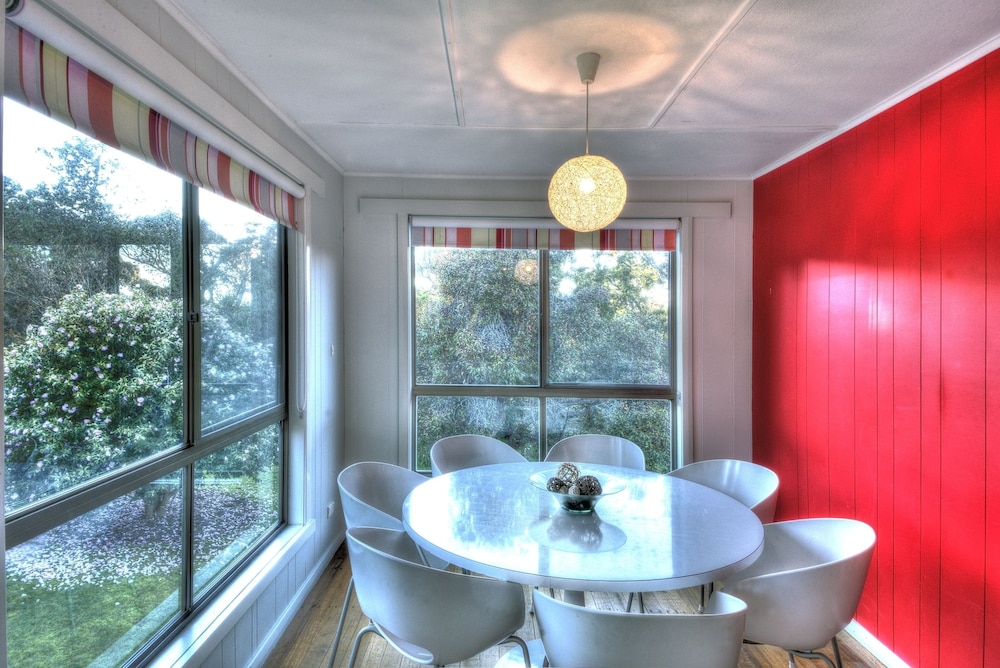 2 Bedroom Oceanfront Apartment photo 2