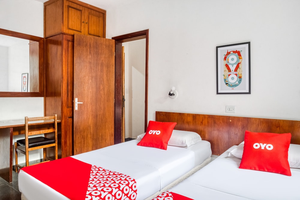 Standard Twin Room, 2 Twin Beds photo 2