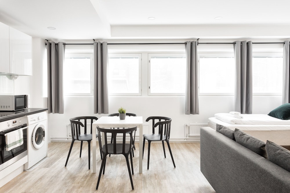 Family Studio, Kitchen