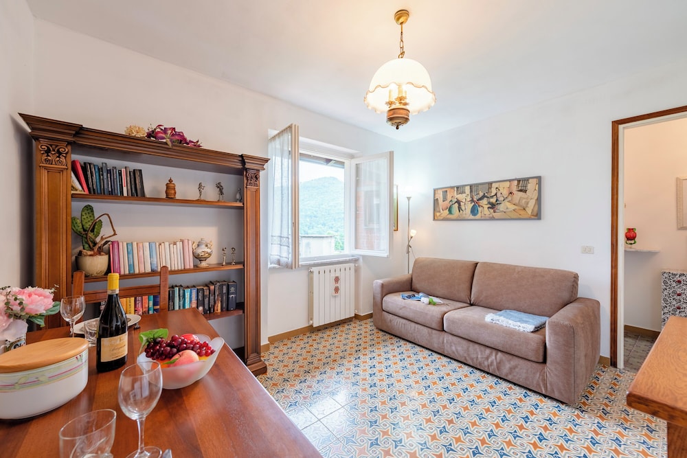Family Apartment, Multiple Bedrooms (Il Cortiletto di Marina Pet Friendly) photo 2