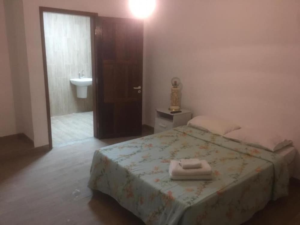 Deluxe Double Room, 1 Queen Bed