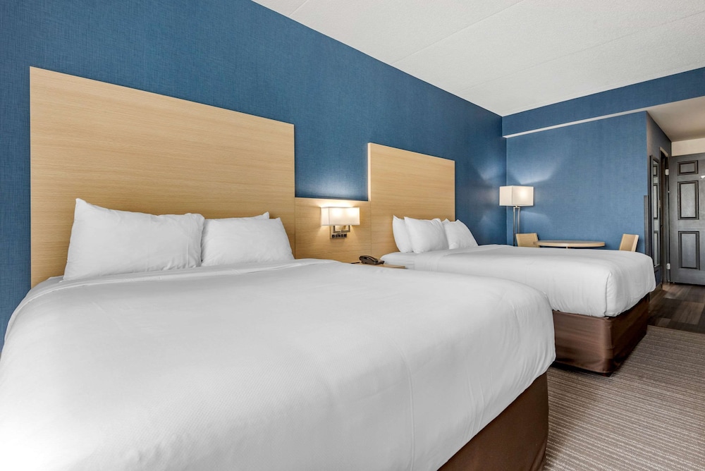 Superior 2 Queen Beds, Ground Floor, Non Smoking - Photo 2