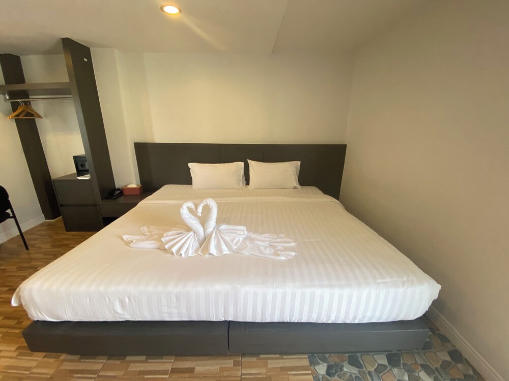Classic Double Room, Pool Access - Photo 1