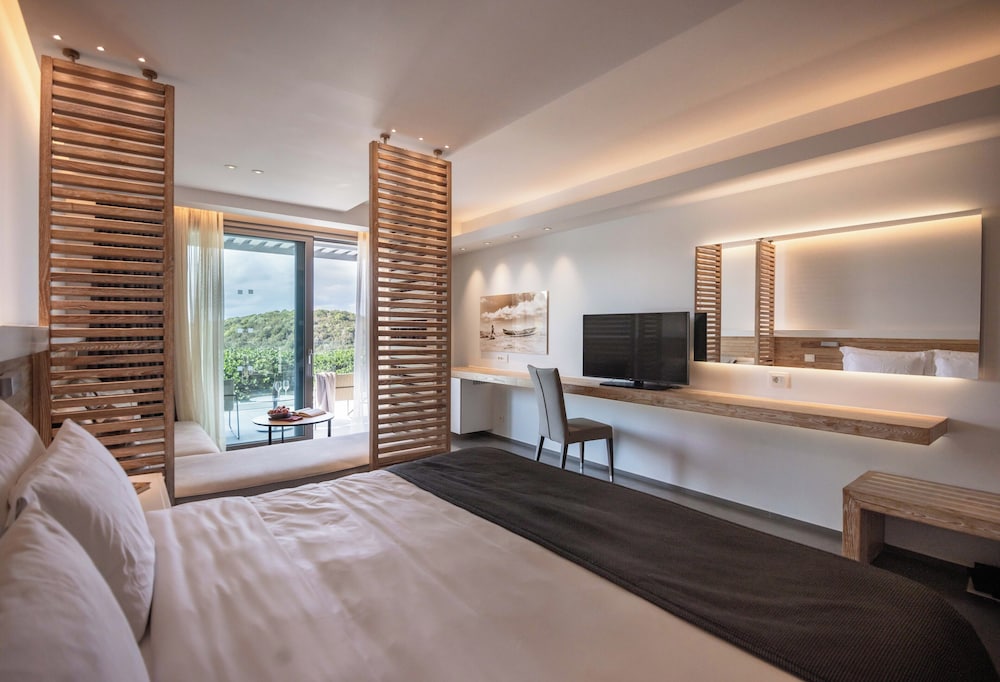 Premium Junior Suite Sea View - Photo 7