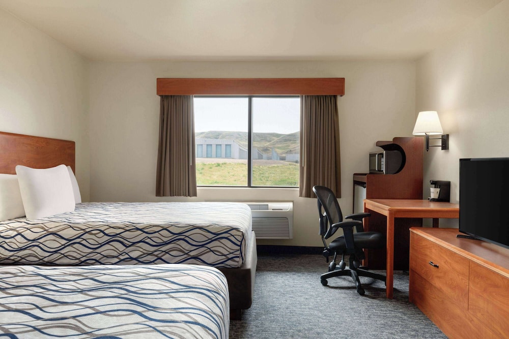 Room, 2 Queen Beds, Accessible, Non Smoking photo 2