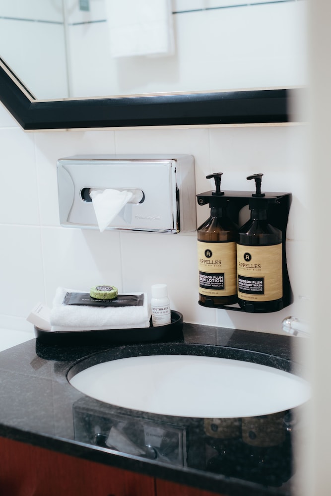 King Spa Suite - Photo 2
