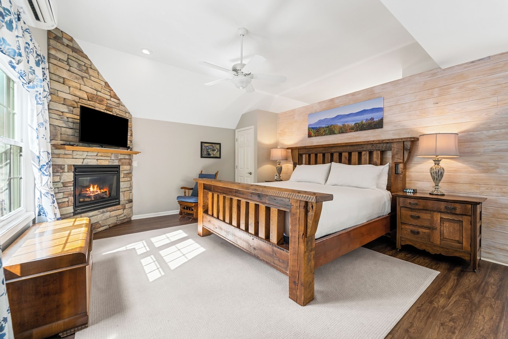 Deluxe Cabin photo 2