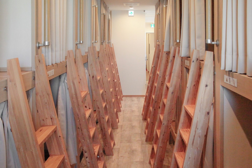 Shared Dormitory, Women only photo 1