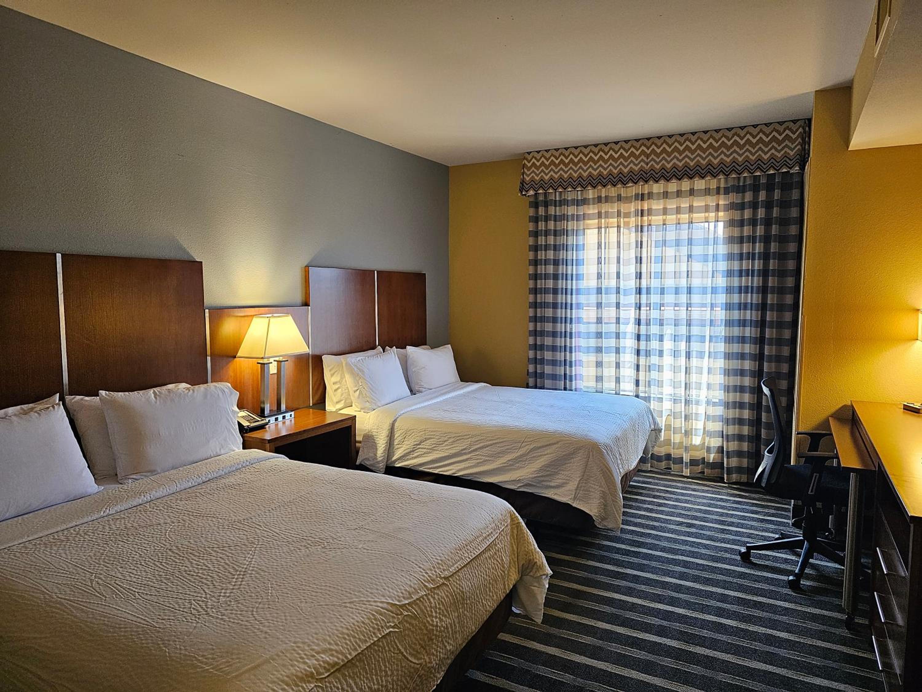 Standard Queen Room with Two Queen Beds - Communications Accessible