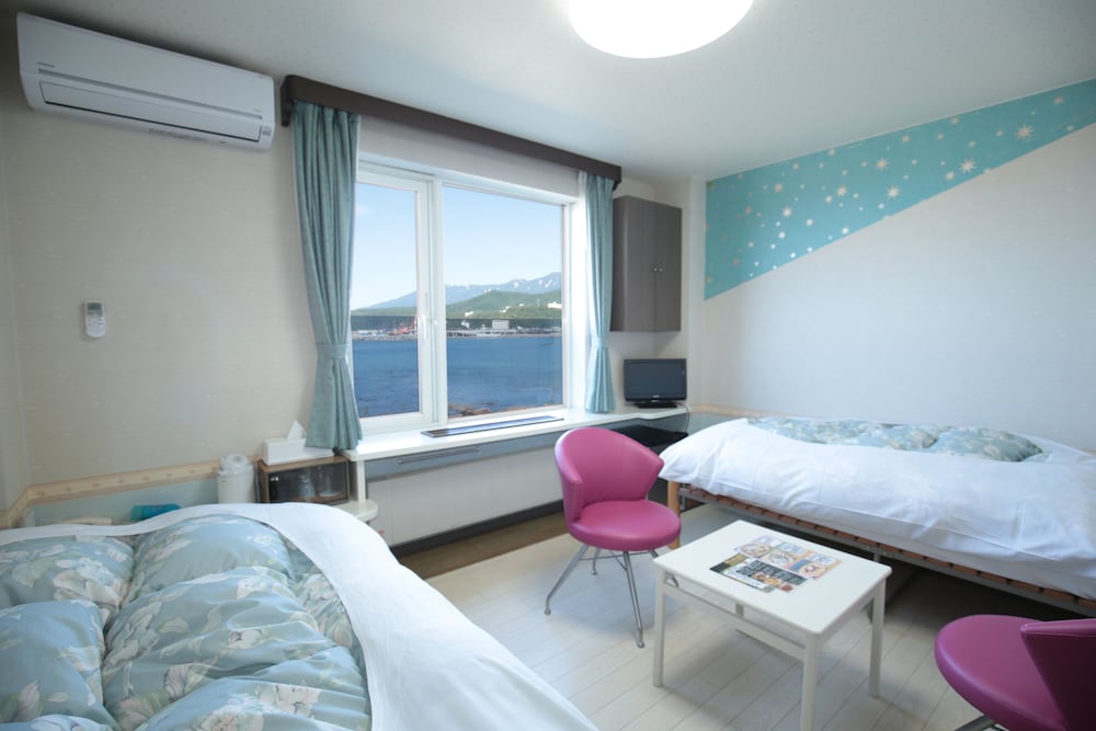 Standard Twin Room, Sea View photo 1