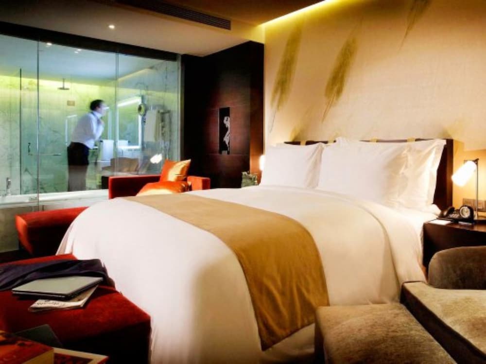 Classic Room, Club Lounge Access (Birds Nest View)