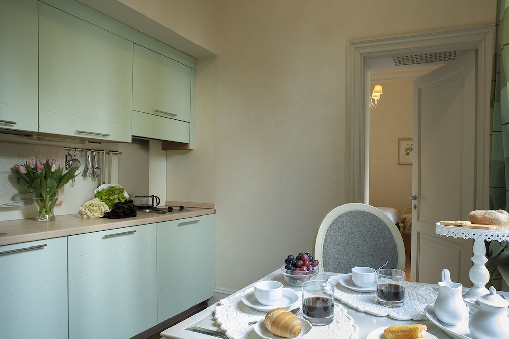 Family Apartment, 1 Bedroom, Garden View thumbnail 6