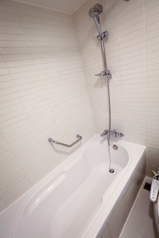 Standard Room, 1 Double Bed (3 paxs to be booked until 3PM) - Photo 24