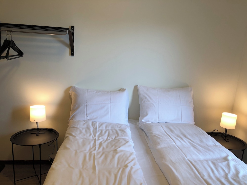 Economy Double Room Glacier View photo 2