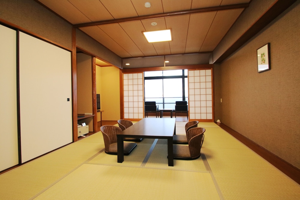 Ocean View Vista Tatami Room, Italian Dinner, Non Smoking(Adventure World ticket) photo 1