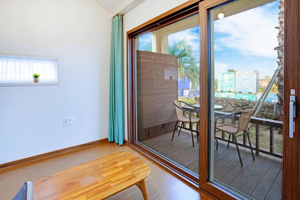 Basic Room, 1 Bedroom (4-person Room No. 2(Pet)) - Photo 4