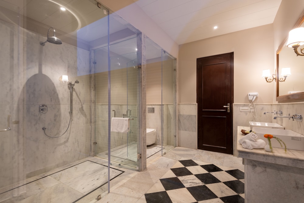 Premium Regal Room photo 3