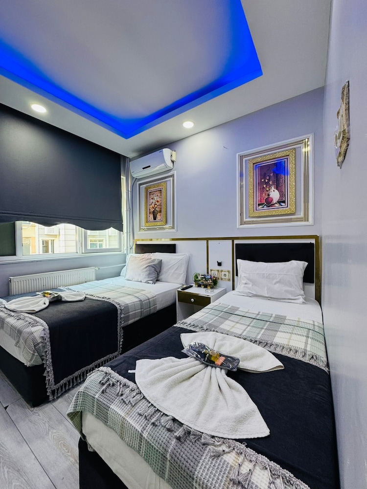 Standard Twin Room photo 1