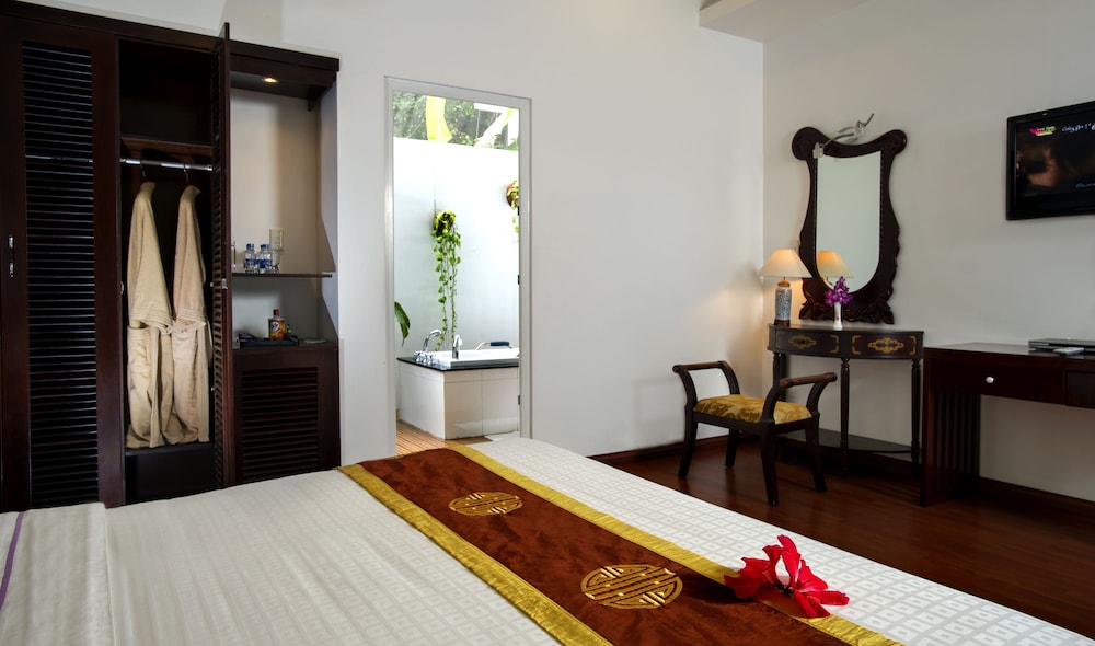 Deluxe Room - Photo 5