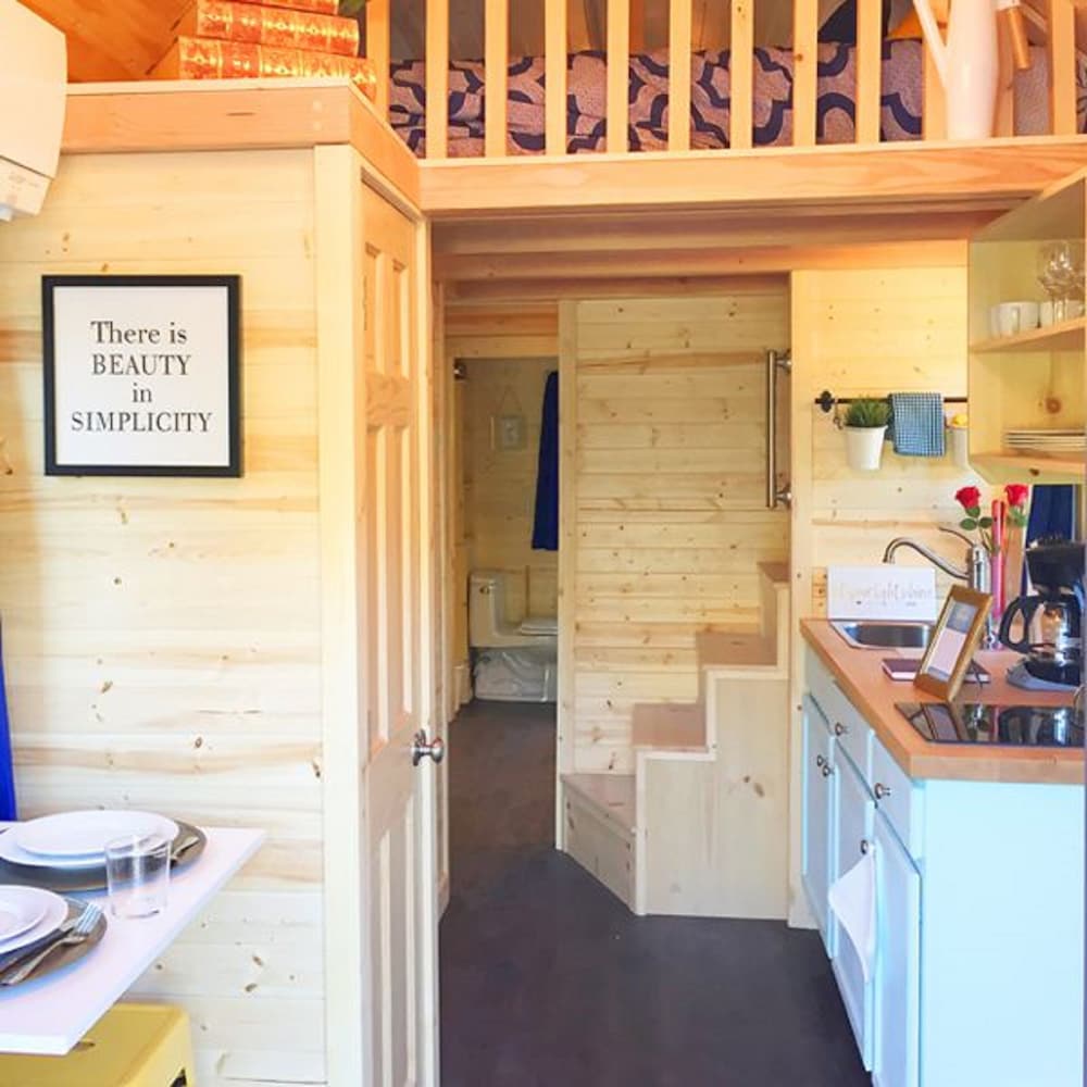 House, 1 Bedroom (Tiny House, No Pets, Linens Included) photo 1