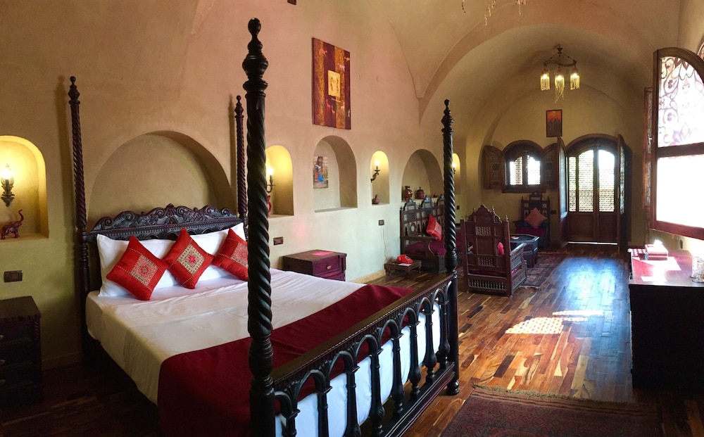 Luxury Room (Ruby)