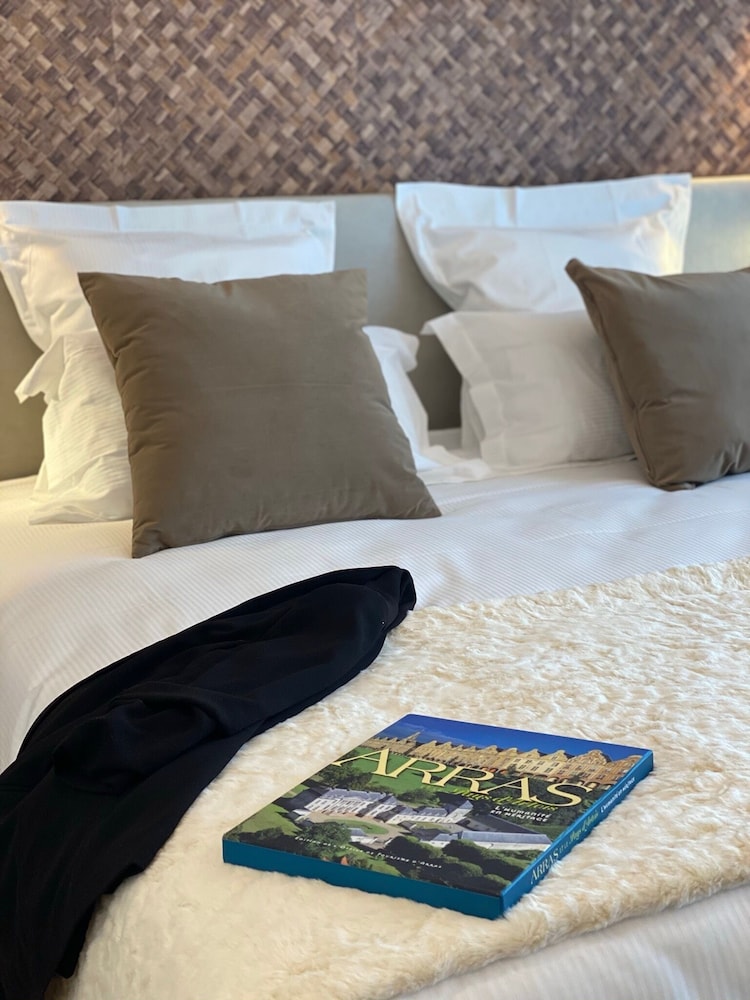 Exclusive Suite, 1 King Bed, Terrace, Golf View - Photo 8